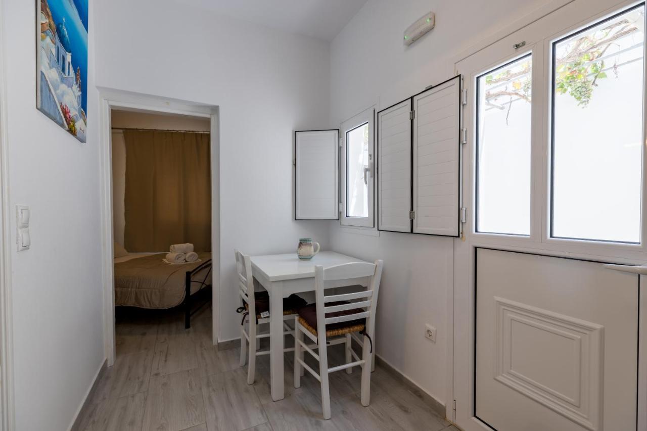 Villa Ostrich Тира Экстерьер фото